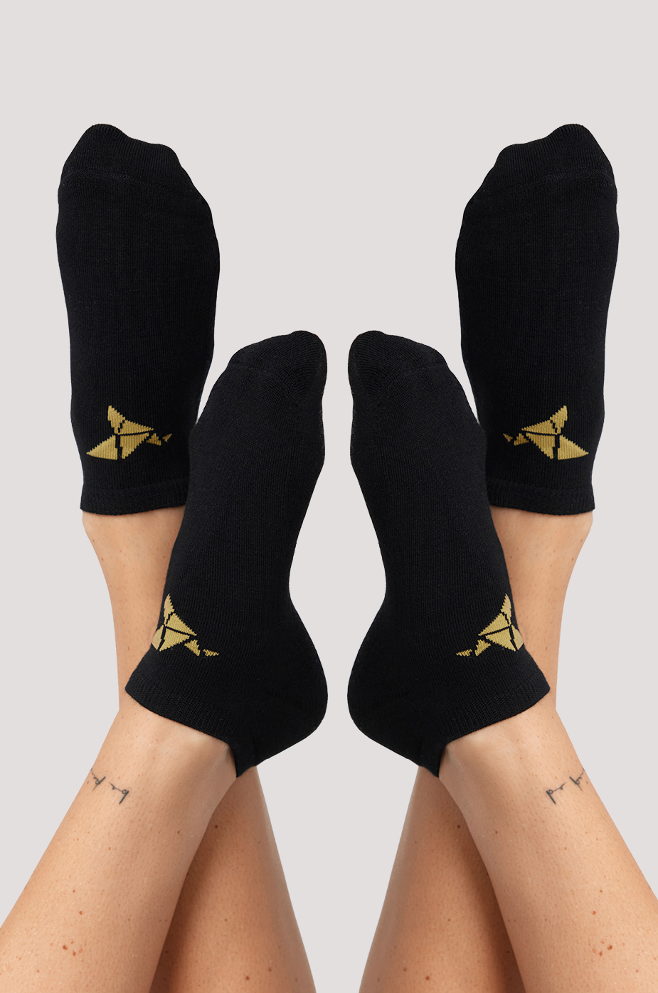 Sneaker socks essential colours, comfort, flexibility, sustainably manufactured