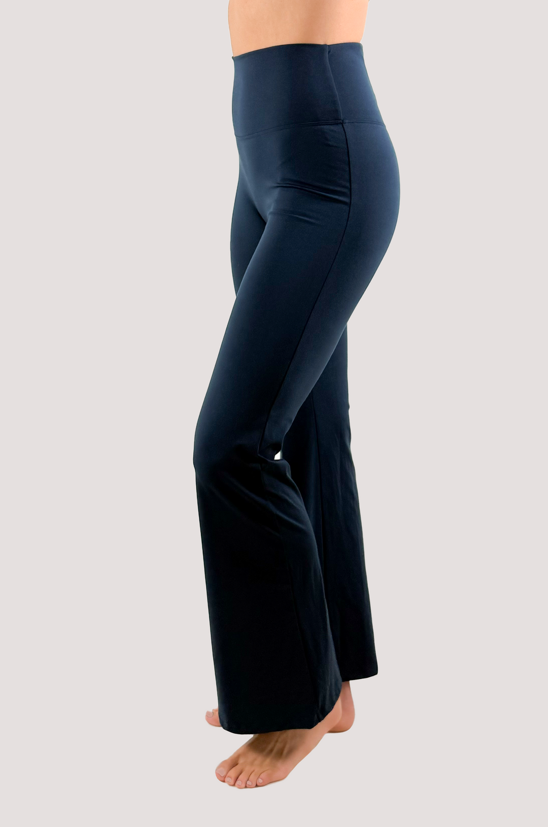 Active Lifestyle Essential High Waist Flared Pant Blue Steel Navy 