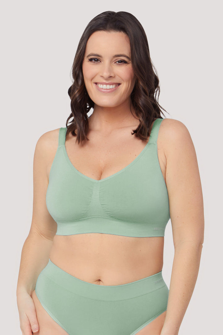 Bamboo Wireless Adjustable Crop Bra I Bella Bodies Australia I Frosty Green | Front